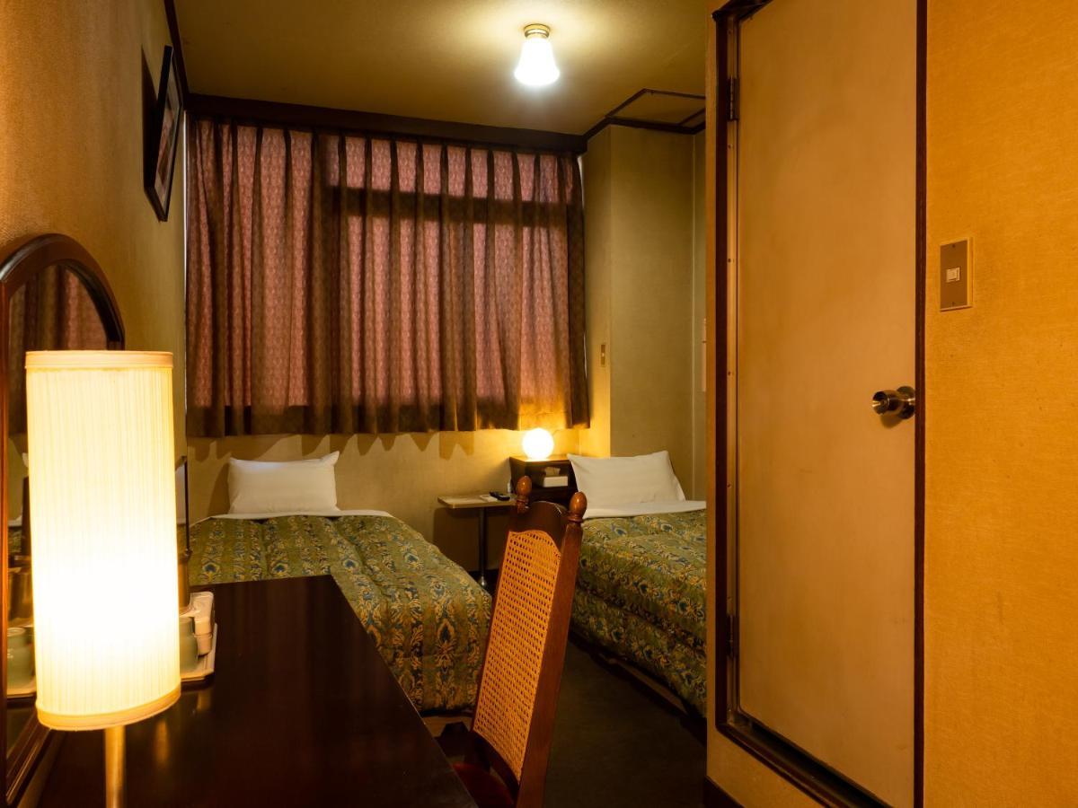 Business Hotel Nakayama Нагоя Экстерьер фото