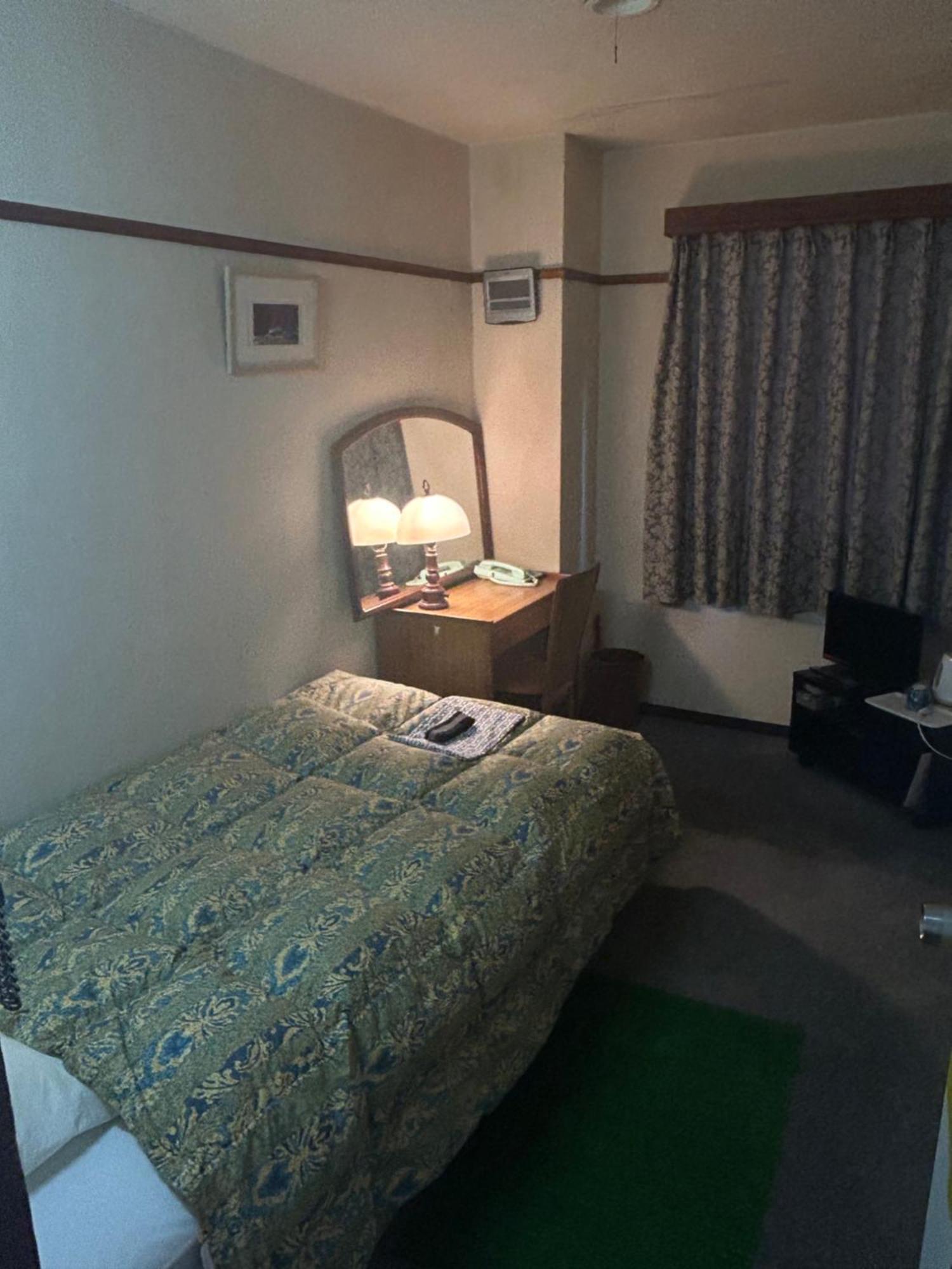 Business Hotel Nakayama Нагоя Экстерьер фото