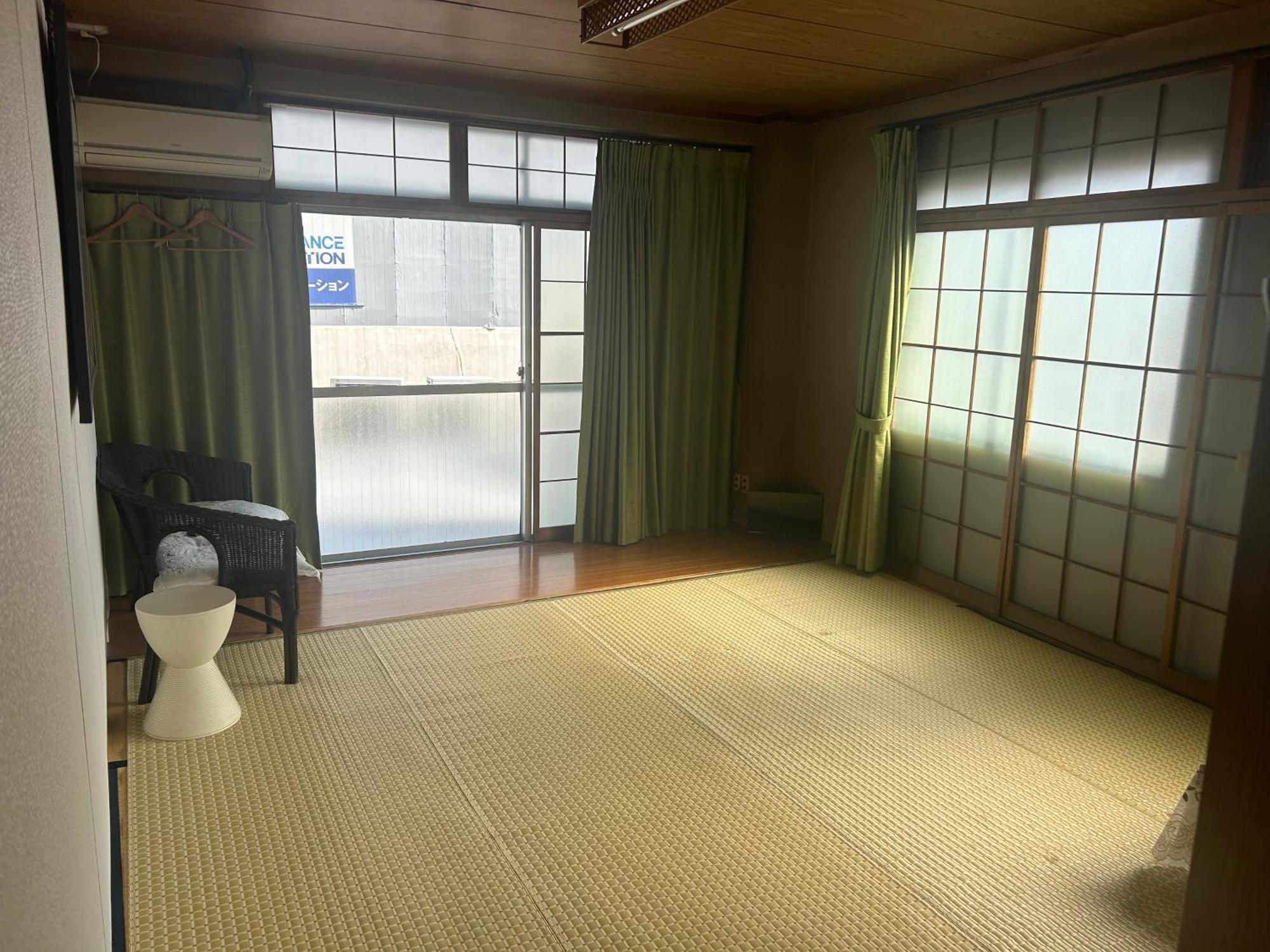 Business Hotel Nakayama Нагоя Экстерьер фото