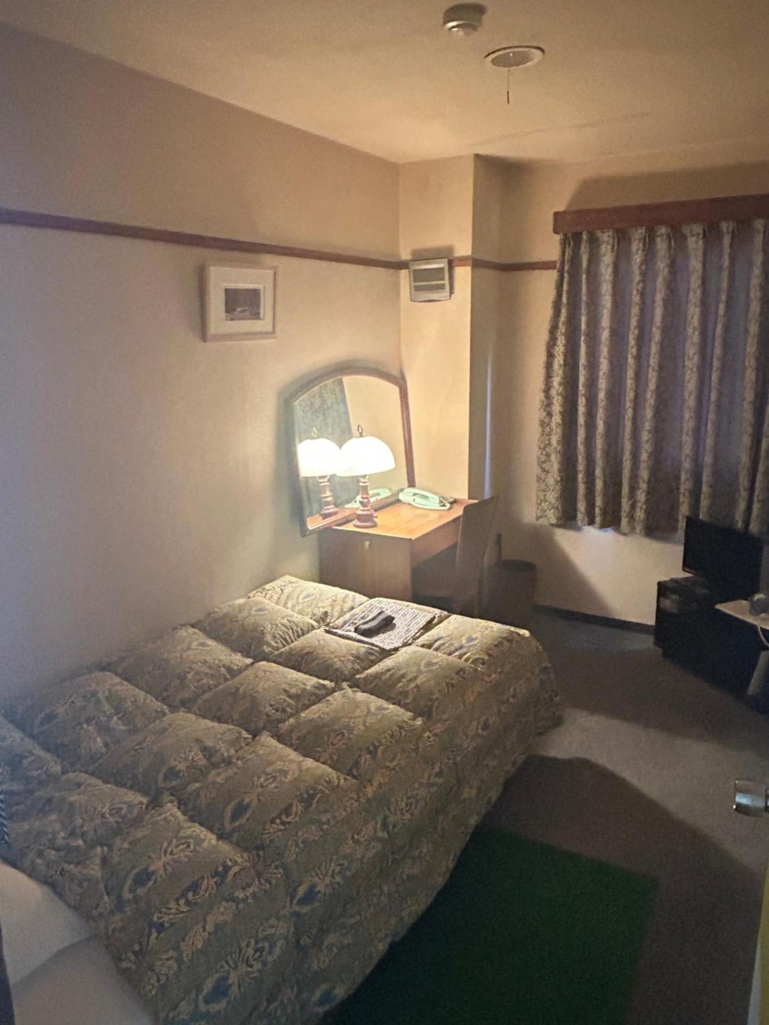 Business Hotel Nakayama Нагоя Экстерьер фото