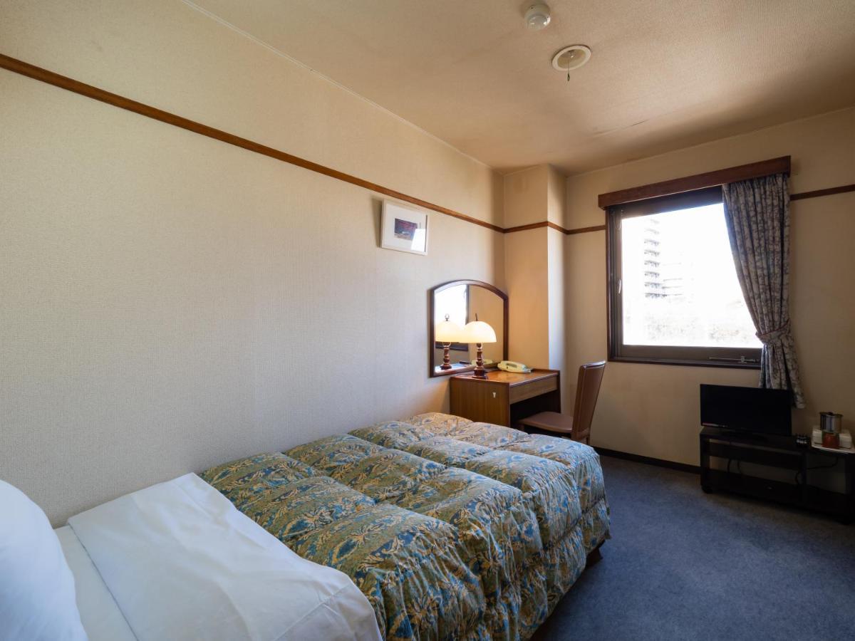 Business Hotel Nakayama Нагоя Экстерьер фото