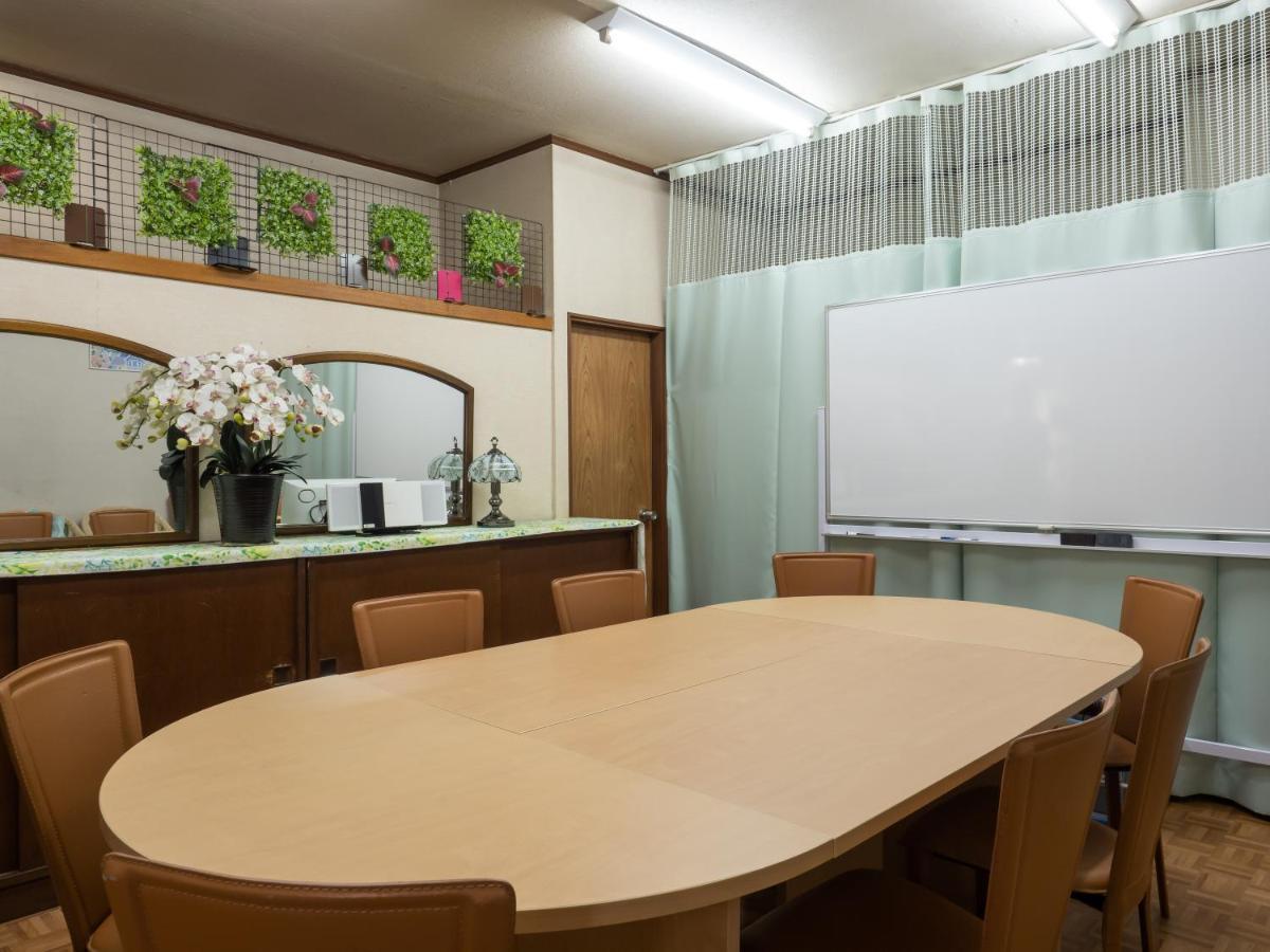 Business Hotel Nakayama Нагоя Экстерьер фото